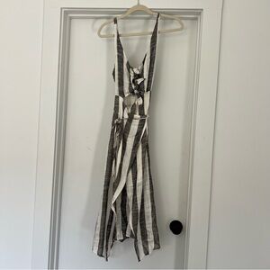 Skylar + Madison Black/Gray and White Midi Cut Out Dress—Medium